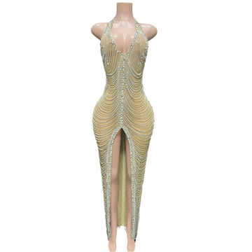 Elegant Diamond Halterneck Evening Dress – Glamorous Design for Special Occasions.