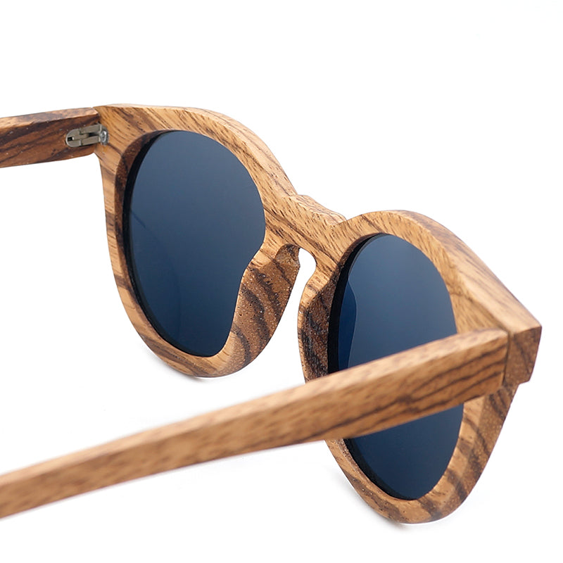 Eco-friendly Wooden Men's Sunglasses.