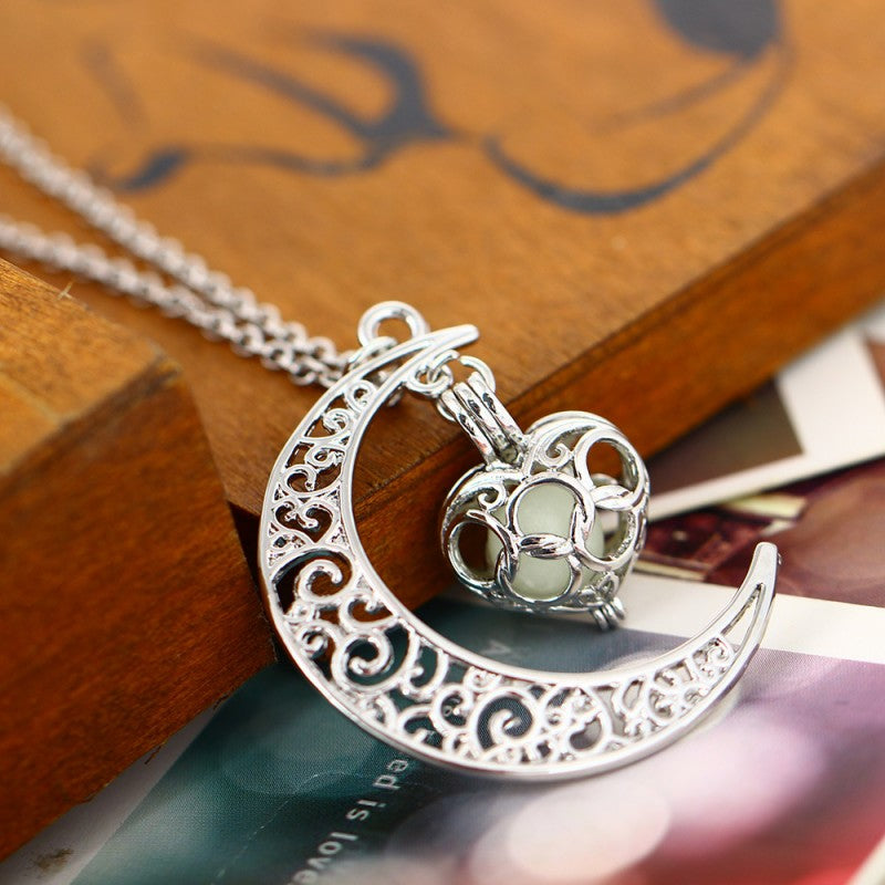 Glowing Pendant Necklaces with Silver-Plated Chain