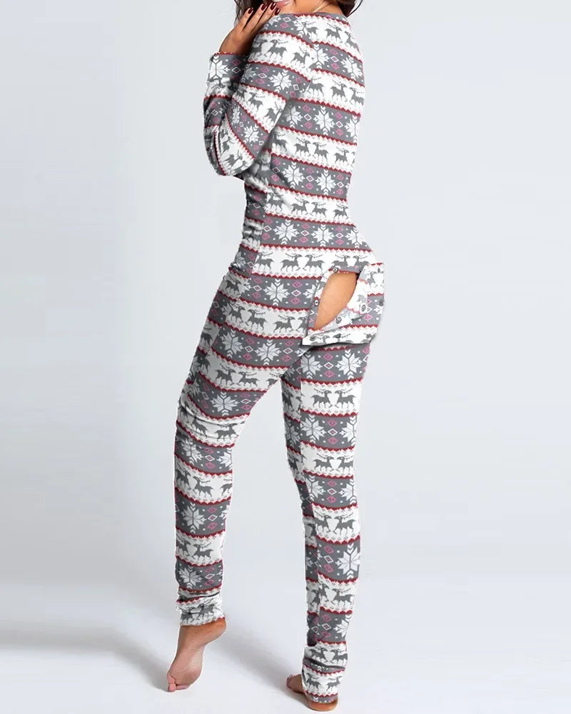 soft sexy pyjama suit for women with buttoned ass flap and festive christmas print pattern
