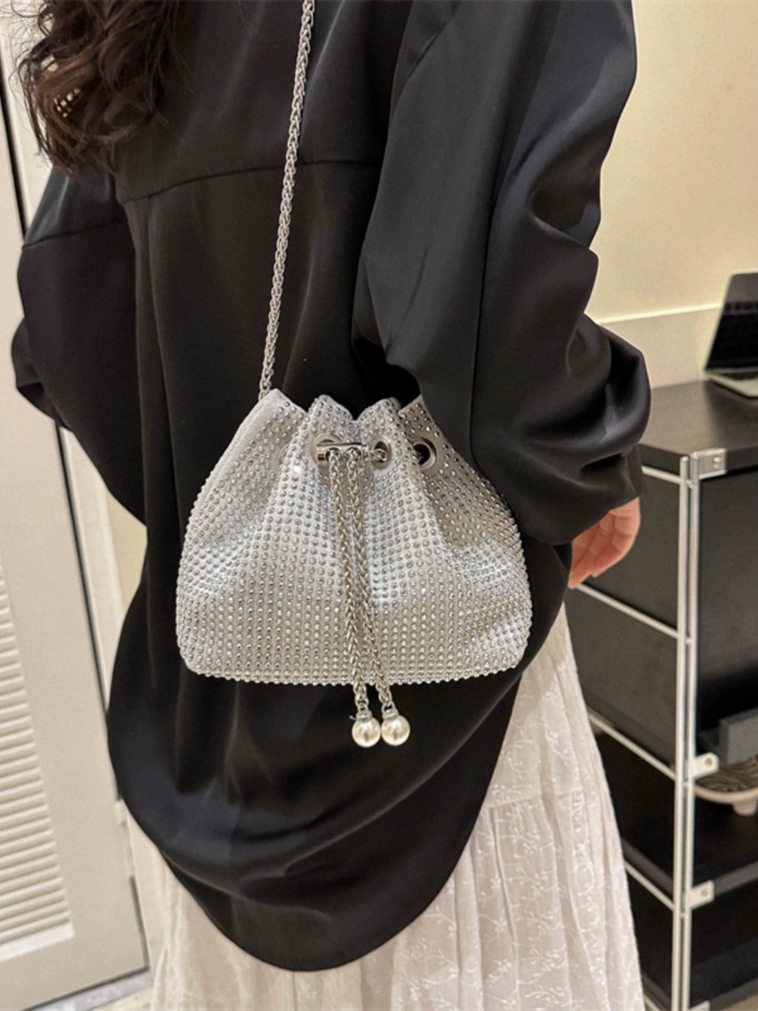 Women's K-Style Trend Rhinestone Bucket Bag - Full Diamond Chain Shoulder Crossbody with Drawstring