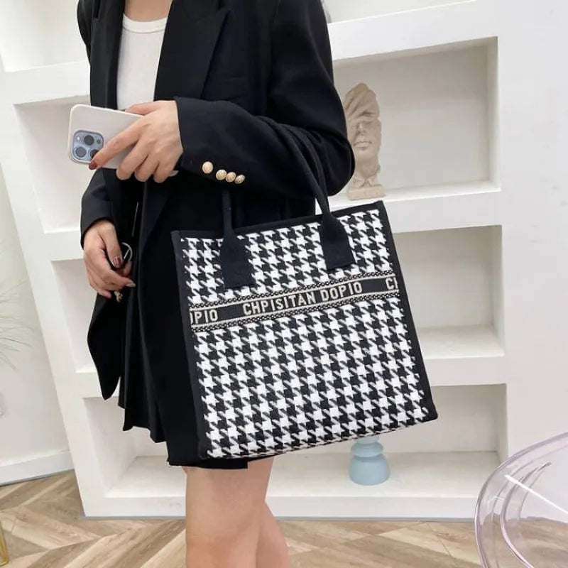 New Arrival! Fashionable Top-handle Bag with Cute Cat Pattern Large Capacity Mommy Bag for Women, Perfect for Work and Commuting